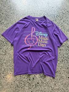 90's Disney 'Magic Music Days' Graphic T-Shirt - L