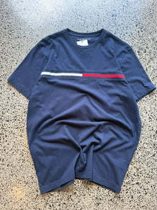 Tommy Hilfiger Flag T-Shirt - L