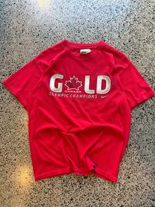 2010 Canadian Olympic Gold Tee - L