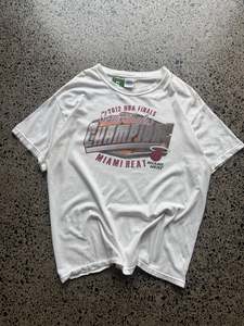 2012 NBA Finals Miami Heat Graphic Tee - L