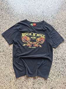 Thursday Drops: Rock n Roll Graphic Tee - M