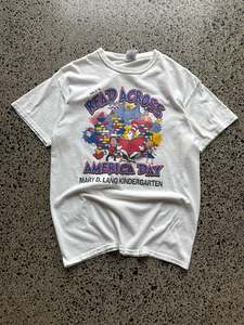 M: 2000's Americana Graphic Tee - M