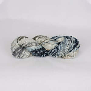 Countrywide Hand Painted Merino 8 Ply – Greys