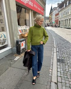 Patterns: Amy Sweater