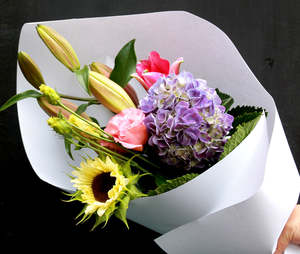Florist Choice Pastel Bouquet - Fresh Seasonal Blooms Auckland