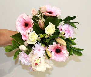 Blooming Pink Congratulations Bouquet - Fresh Pink Flowers Auckland
