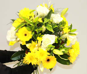 Thank You Flowers Auckland: Citrus You Are Important Bouquet - Yellow & White Flowers Auckland