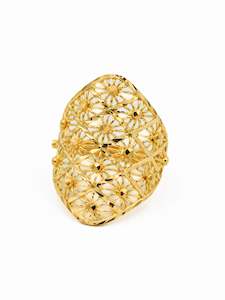 Rings 1: 22ct Gold Ladies Ring