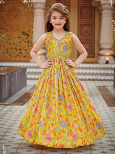Sheenal Floral Gown.
