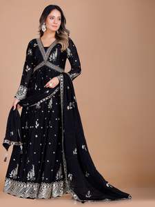 Zarina Gown With Dupatta