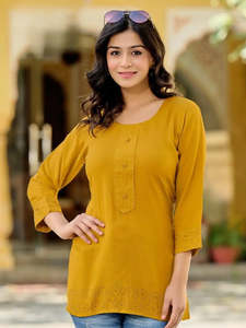 Kurti Pants: Esha Short Kurti