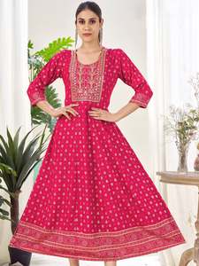 Noor Flair Kurti