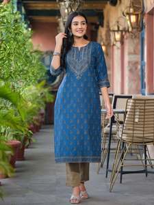 Kurtis: Yashvi Kurti
