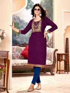 Kurtis: Yamini Kurti