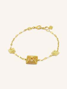 Bracelets: 22ct Gold Square Bracelet