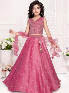 Girls Wear: Ruhi Choli Suit