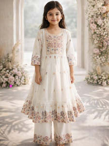 Girls Wear: Misri Flair Suit