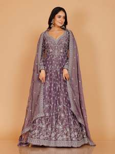Gowns: Shree Gown
