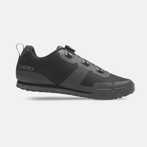 Mountain Shoes: Giro Tracker MTB Shoes - Black