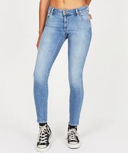 Wrangler Women: Wrangler W's Pins Skinny Jean 'Stone'