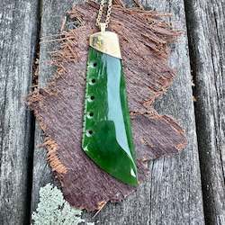 New Zealand Pounamu Greenstone: Contemporary Kahurangi Pendant
