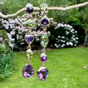 9ct gold: Suffragette Wild at Heart earrings