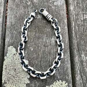Mens Jewellery: Gunmetal sterling silver heavy bracelet