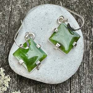 Sterling silver NZ greenstone earrings