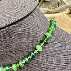 Necklaces: Siberian jade  necklace