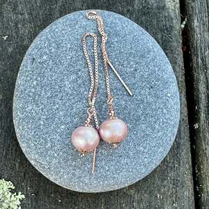 Pearls: Pink freshwater pearl earrings
