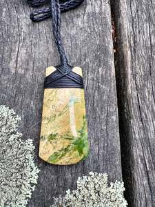 Small marsden flower toki