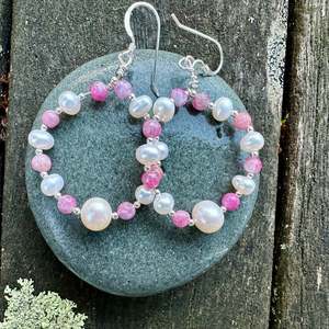 freshwater pearl & tourmaline hoop earrings