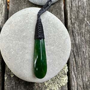 small translucent NZ greenstone roimata