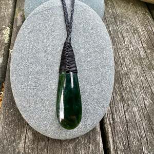 All Pounamu: Pepe or small dark NZ greenstone roimata