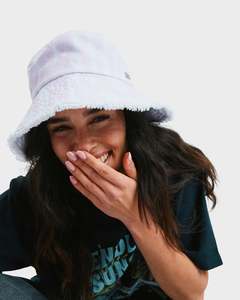 Womens Jumping Star Hat