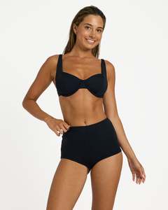 Womens Beach Classics Underwire D Cup Bikini Top