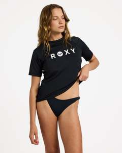 Womens Clothing: Womens Essentials Short Sleeve Rashguard