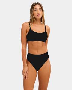 Womens Beach Classics D Cup Bikini Top