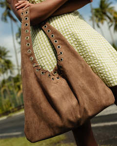 Womens Bags: Womens Wilder Handbag