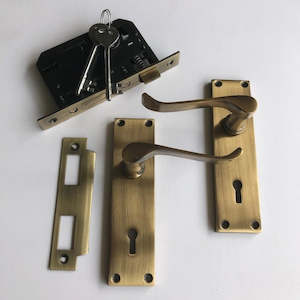 Victorian Lever Door Handles With Mortice Lock - Antique Style