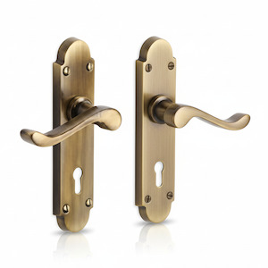 Best Selling: Heritage Lever Door Handles With Keyhole - Antique Style