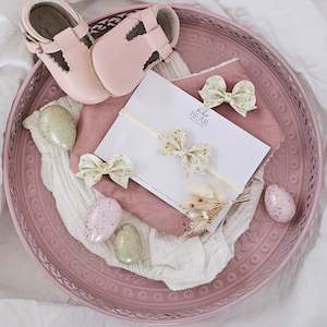 Into The Wild: Margie - Single Middle Sister Clips Or Headbands