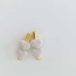 SALE - 5.7cm Non-Slip Big Fluffy Heart Single Clips (5 Colour Choices)