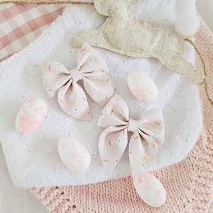 Into The Wild: Kuroda - Single Middle Sister Bow Clips Or Headbands