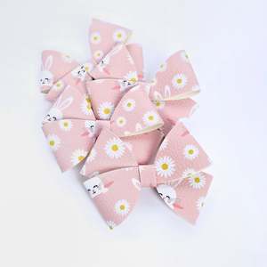 Pinky - Single Middle Sister Bow Clips