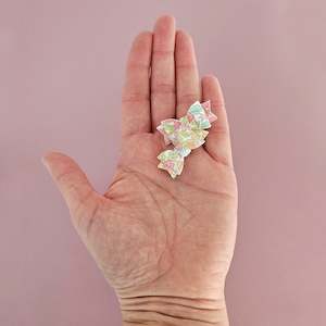 Fresh From The Market: Akela - Itty-Bitty Clip Duos