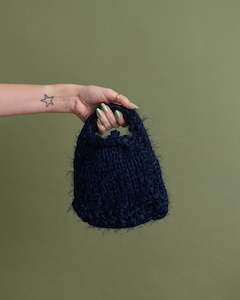 LIAM X GEO KNITS SLOW MINIBAG NAVY