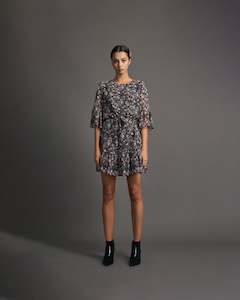 ALIDA RUFFLE DRESS BLACK FLORAL TBF00450