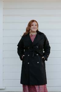 Outerwear: Classic Trench - Black