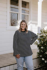 Oversized Tee LS - Black/White Stripe